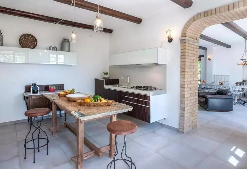 Casa Melograno 11&2, Emma Villas