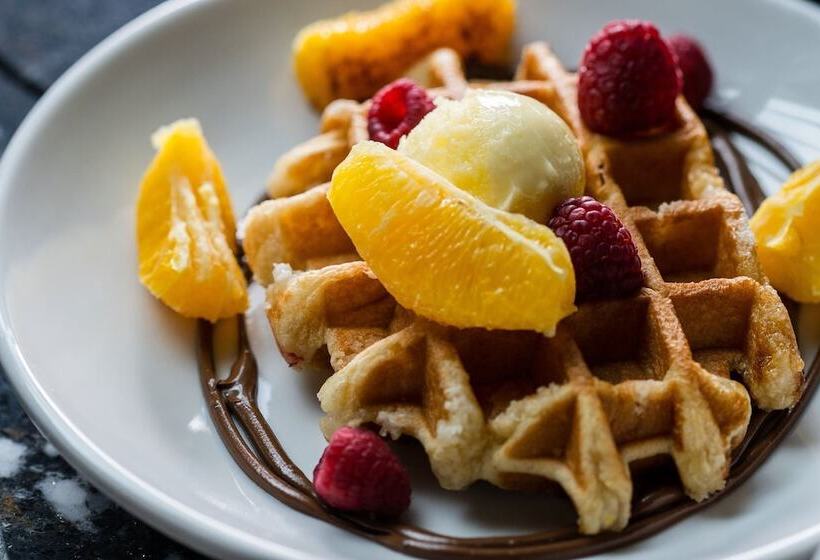 Ac Hotel By Marriott Bozeman Downtown