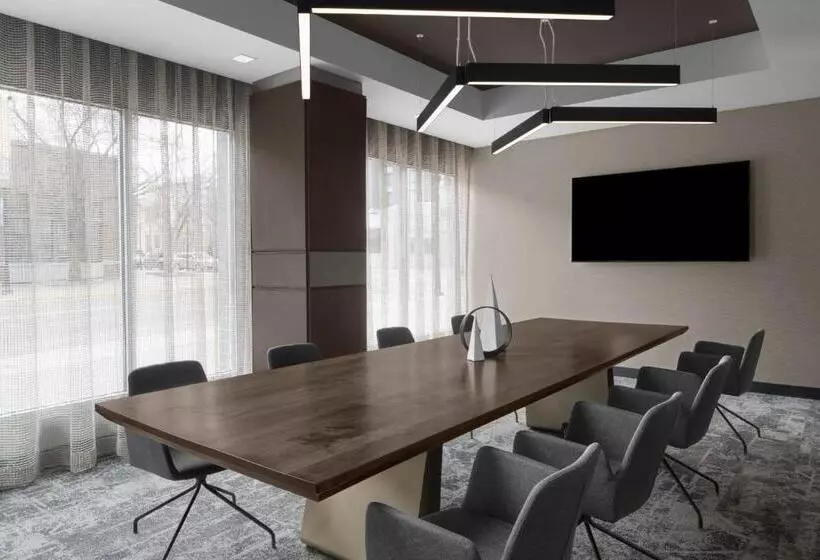 Ac Hotel By Marriott Bozeman Downtown