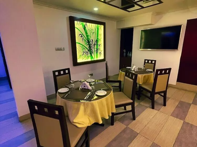 هتل Nascent Gardenia Residence