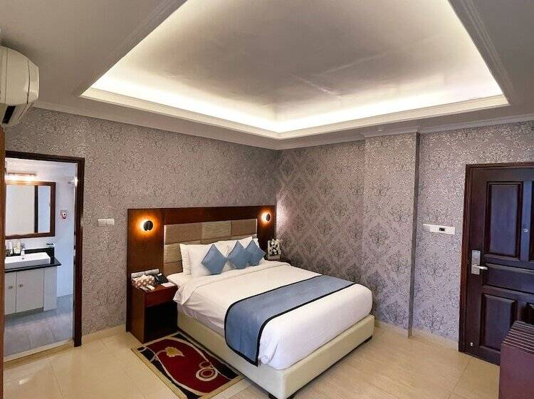 هتل Nascent Gardenia Residence