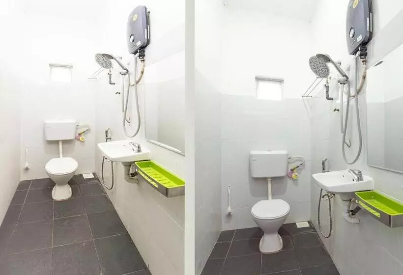 Hotelli Sg Rengit City Resort 1