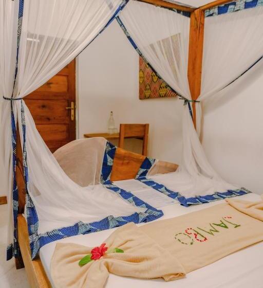 فندق Shoki Shoki House Stone Town