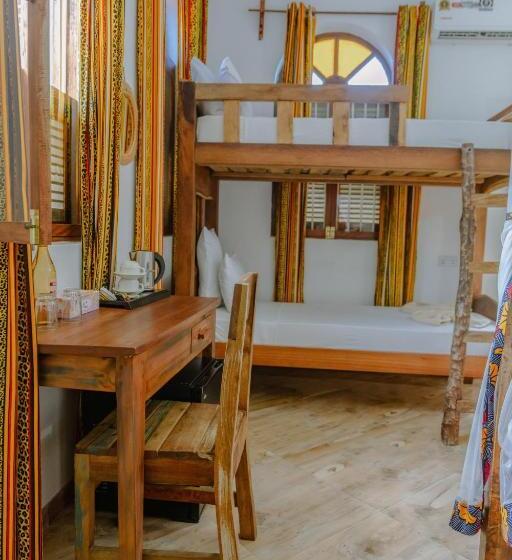 فندق Shoki Shoki House Stone Town