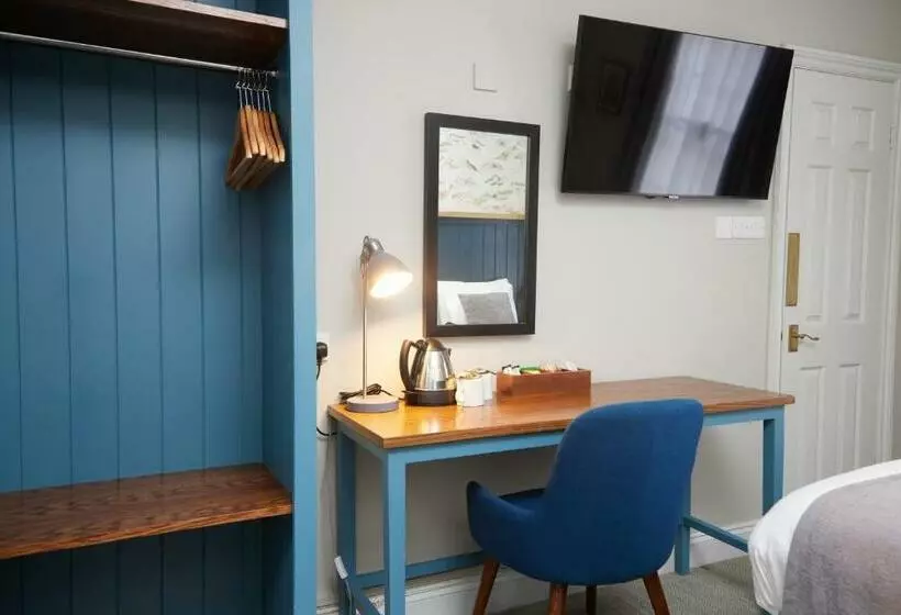 The Bell Hotel Woburn By Greene King Inns