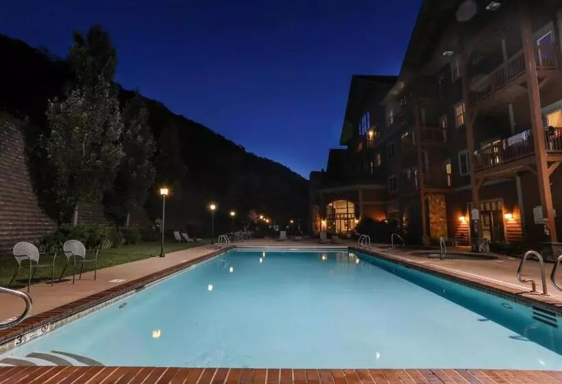 Kaatskill Mountain Club And Condos By Hunter Mountain