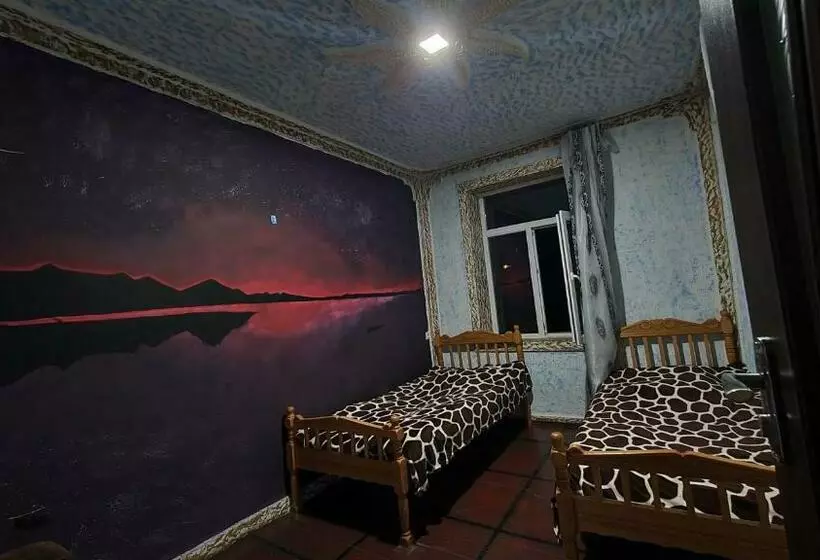 ペンション Guesthouse Zamo