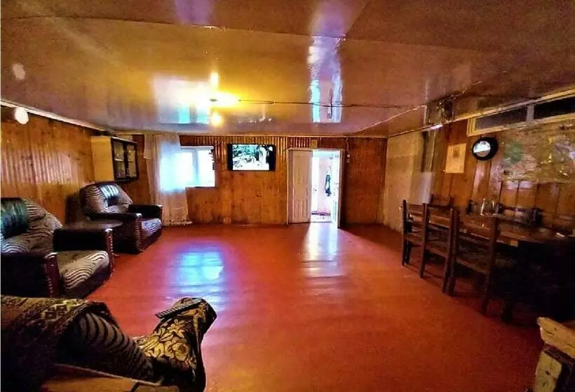 ペンション Guesthouse Zamo