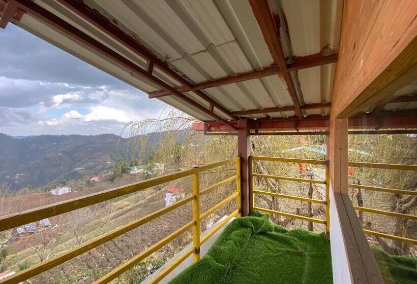 Lushtree Backpackers Hostel & Cafe