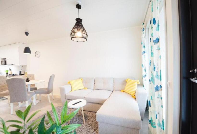 Tuomenkartano Apartments By Hiekka Booking