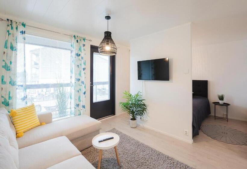 Tuomenkartano Apartments By Hiekka Booking