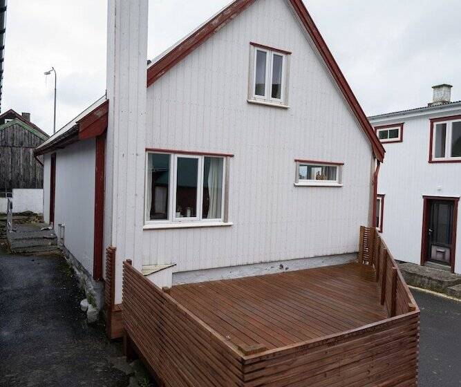 House   Scenic Village   Nature   Hiking