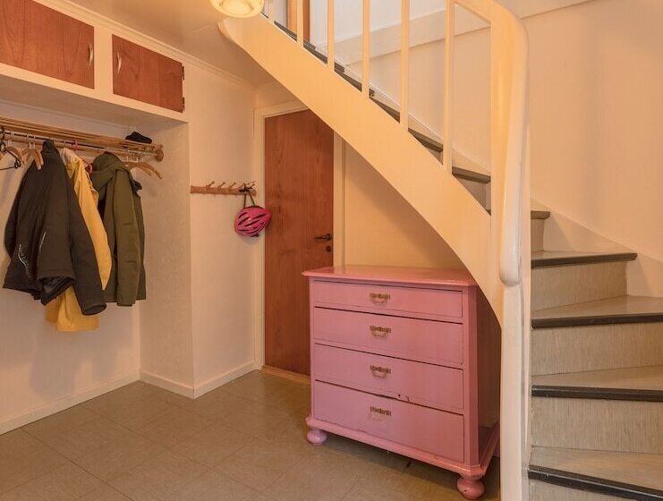 House   Scenic Village   Nature   Hiking