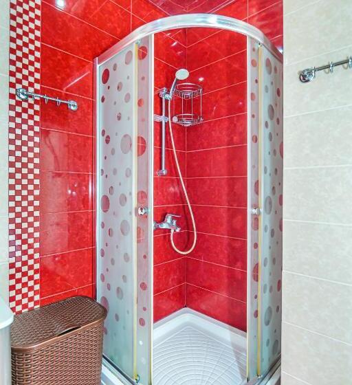 Building Ferrari İn Front Port Baku