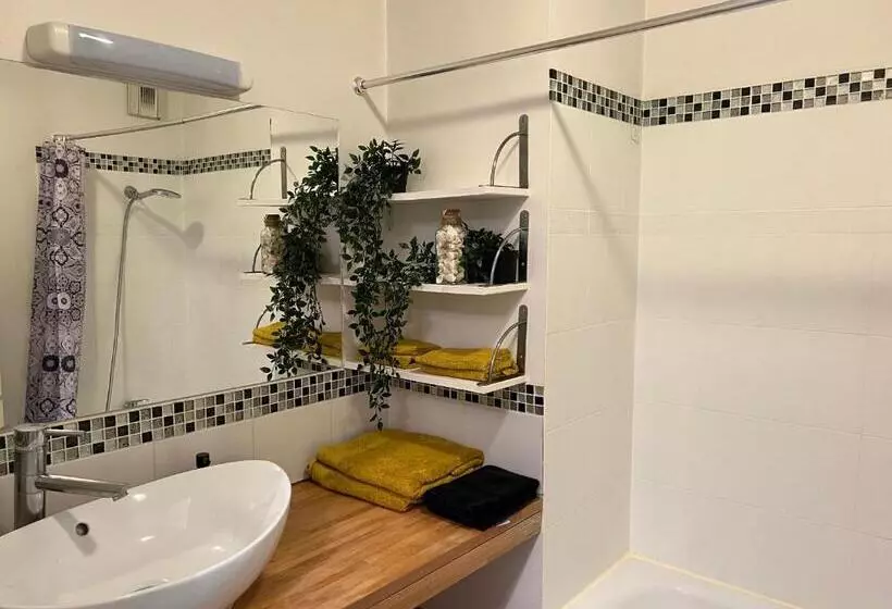 Charme Et Passion By Uta House