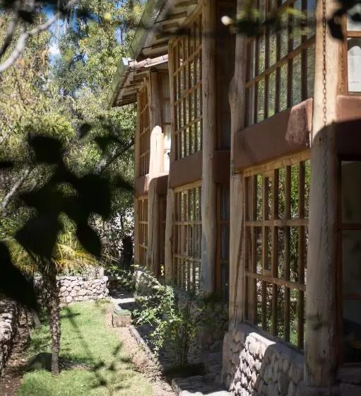 هتل Ava Valle Sagrado Spot