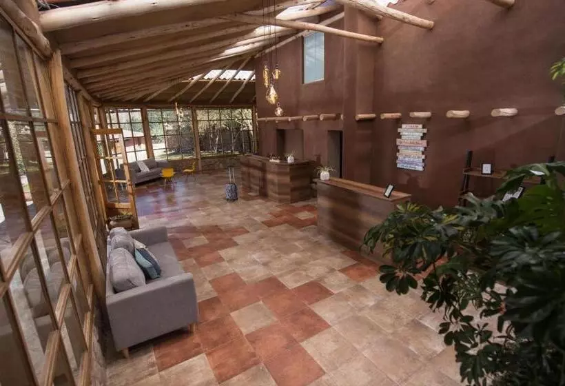 هتل Ava Valle Sagrado Spot