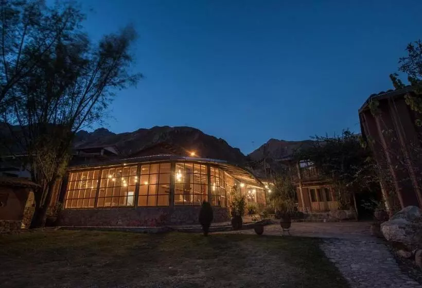 هتل Ava Valle Sagrado Spot