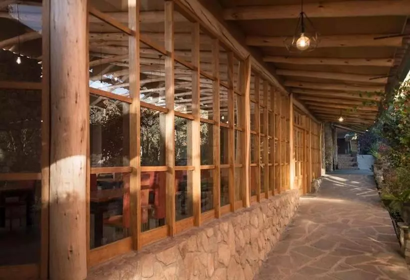 هتل Ava Valle Sagrado Spot