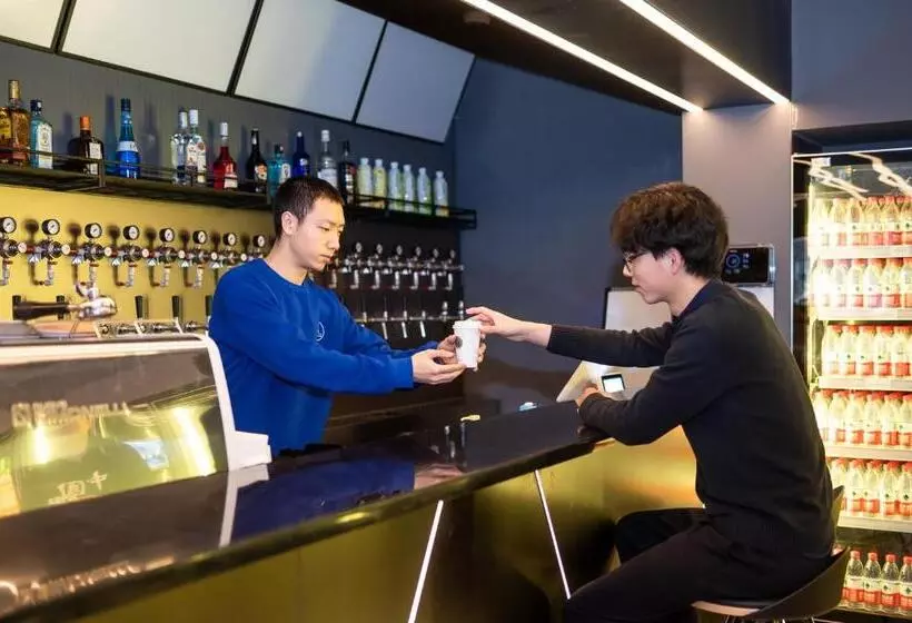 هتل Dayin International Youth Hostel   East Nanjing Road & People S Square & The Bund Branch