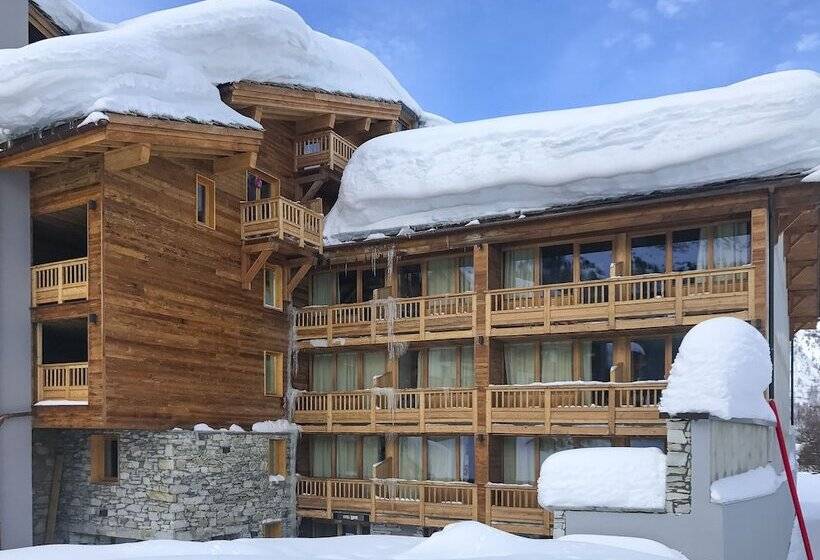 هتل Hôtel Ski Lodge Village Montana
