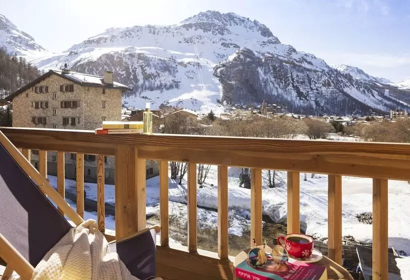 هتل Hôtel Ski Lodge Village Montana