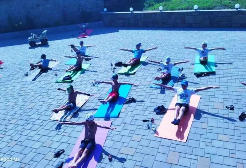 ペンション зоряні карпати