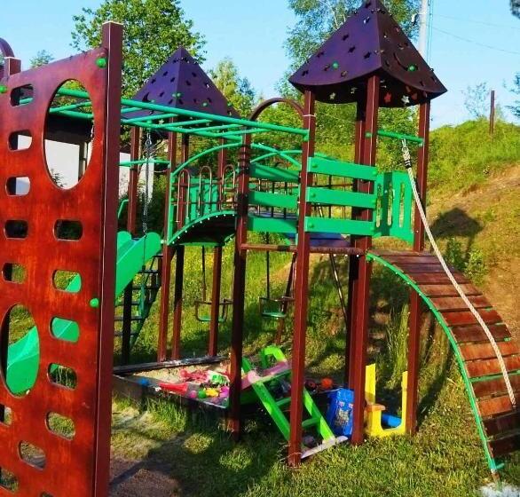 Pensiune зоряні карпати