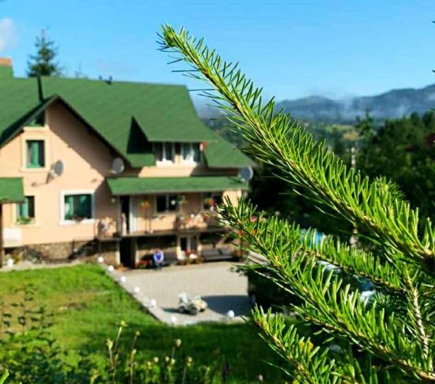 Pensiune зоряні карпати