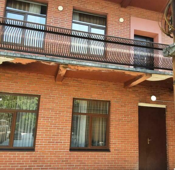 پانسیون данат