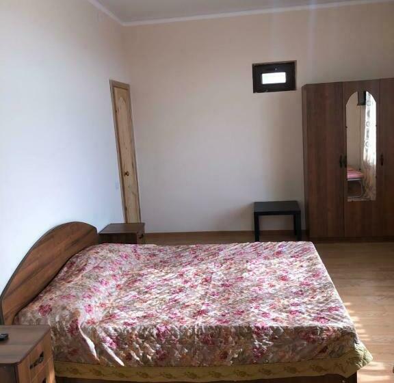 پانسیون данат