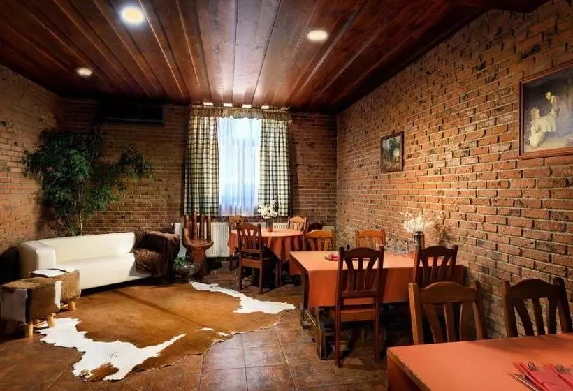 Majatalo Penzion Pod Zámkom Boleráz