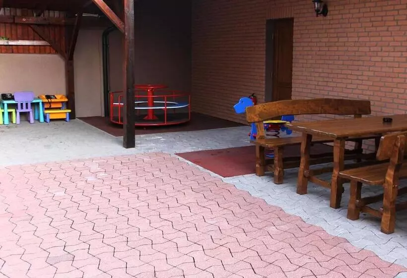 Majatalo Penzion Pod Zámkom Boleráz