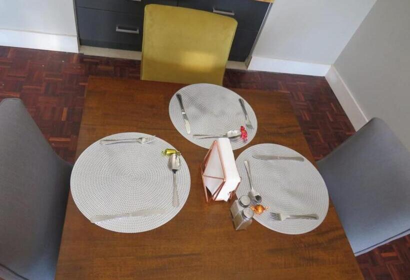 ペンション Sani Pass Manor Guest House