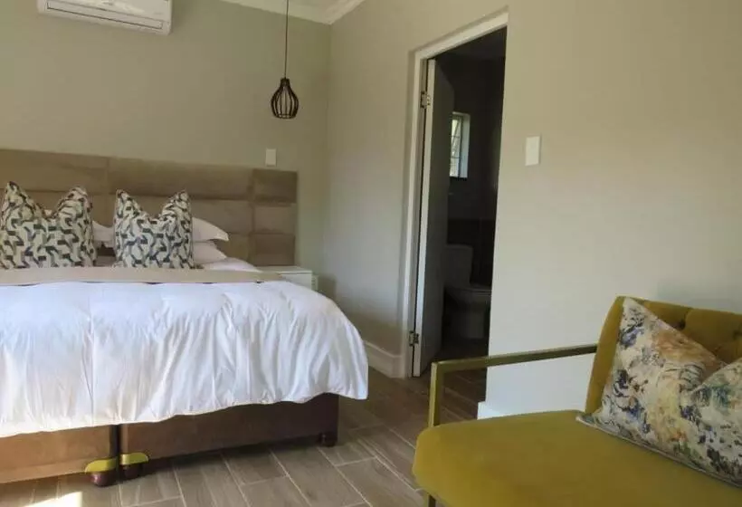 Majatalo Sani Pass Manor Guest House