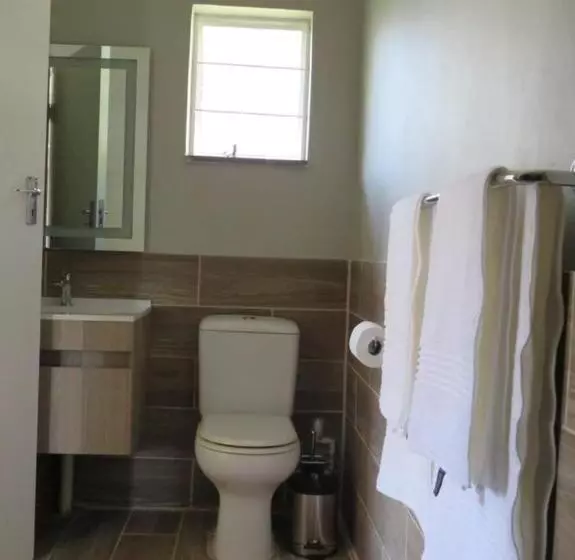 Majatalo Sani Pass Manor Guest House