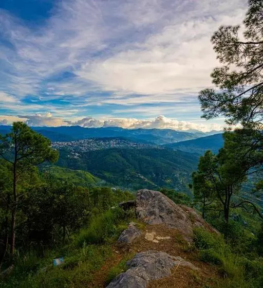 The Hosteller Kasar Devi