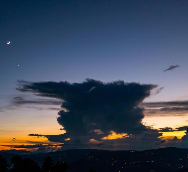 The Hosteller Kasar Devi