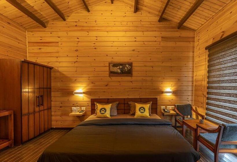 The Hosteller Kasar Devi