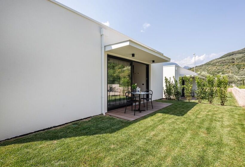 مبيت وإفطار Oleeva Garda Living Adults Only