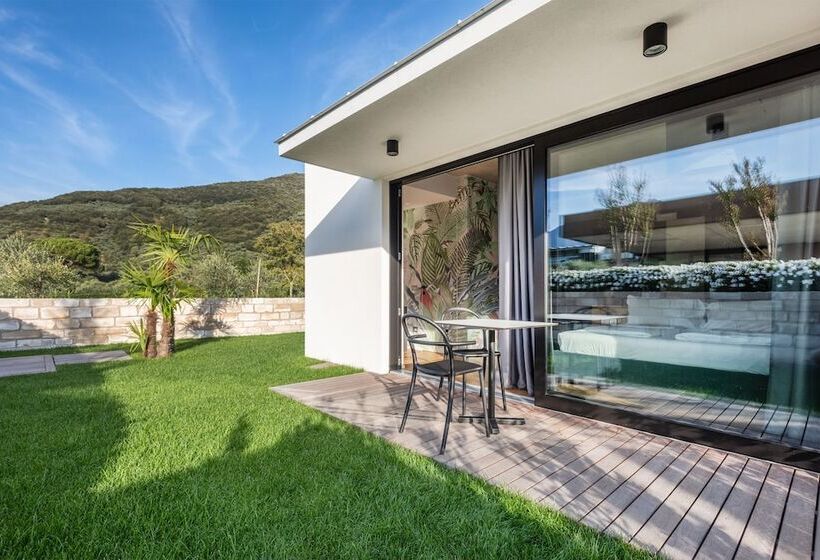 مبيت وإفطار Oleeva Garda Living Adults Only