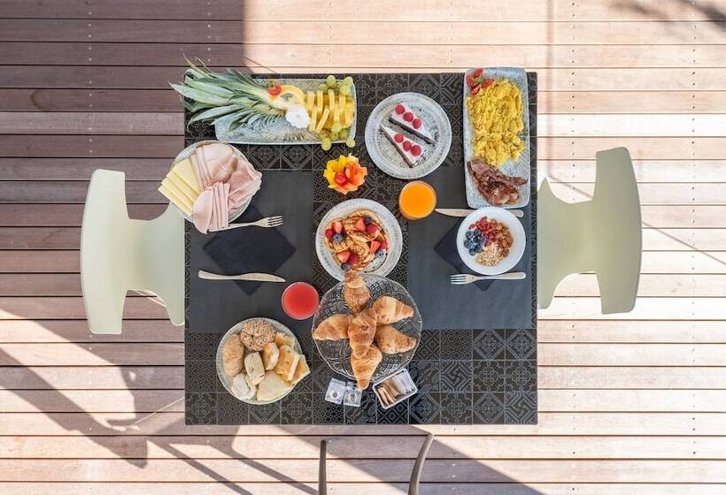 مبيت وإفطار Oleeva Garda Living Adults Only