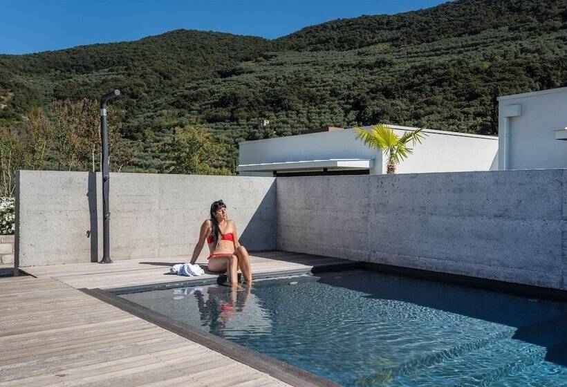 مبيت وإفطار Oleeva Garda Living Adults Only