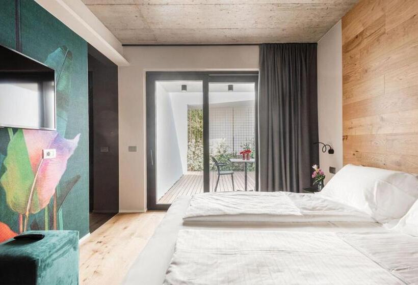 مبيت وإفطار Oleeva Garda Living Adults Only