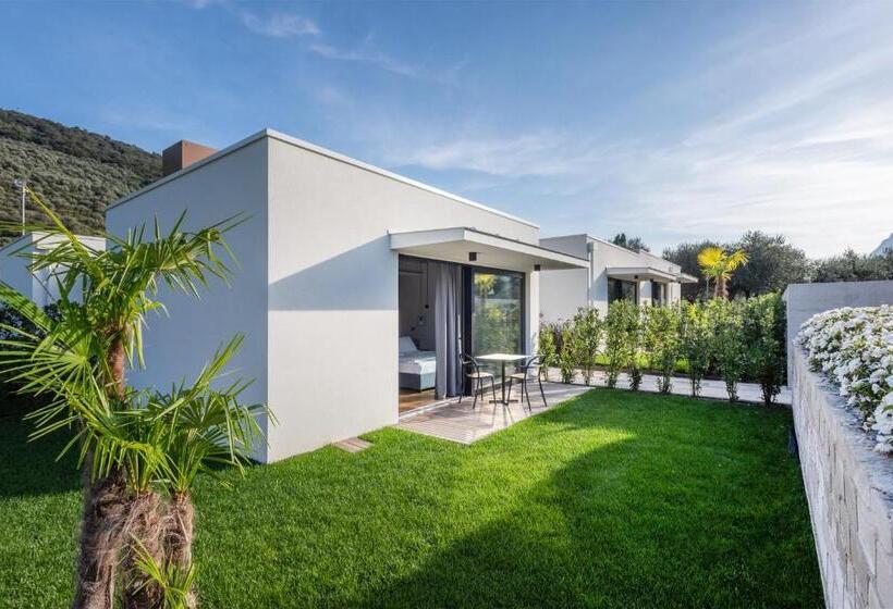 مبيت وإفطار Oleeva Garda Living Adults Only