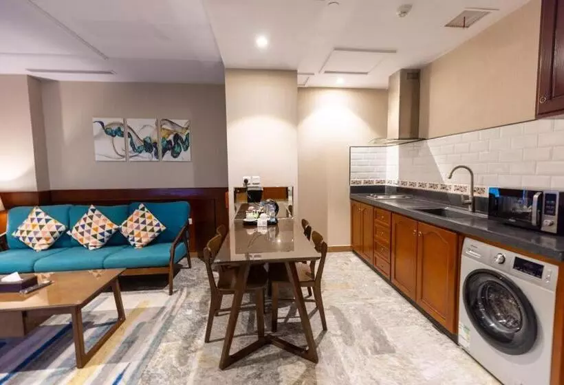 Biz Hotel Apartments