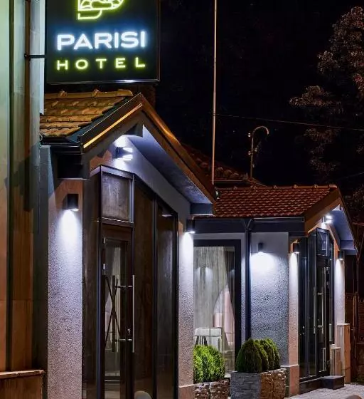 ホテル хотел паризи