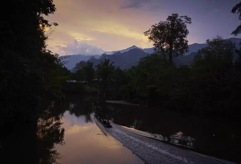 Mulu Marriott Resort