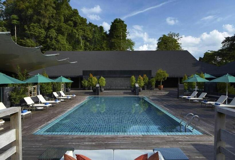 Mulu Marriott Resort