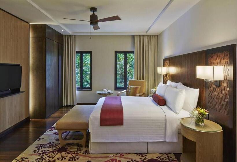 Mulu Marriott Resort